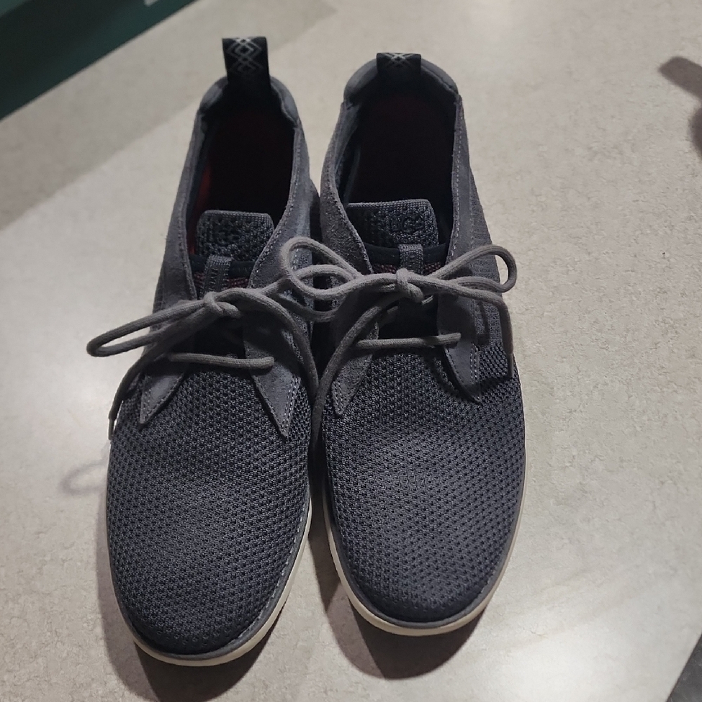 Gray Chukka Boots with Modern Design and Textured Look
